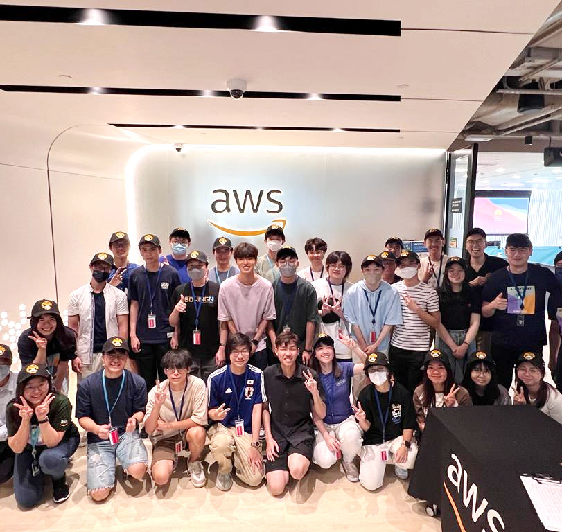 CB Students join AWS DeepRacer Training Day