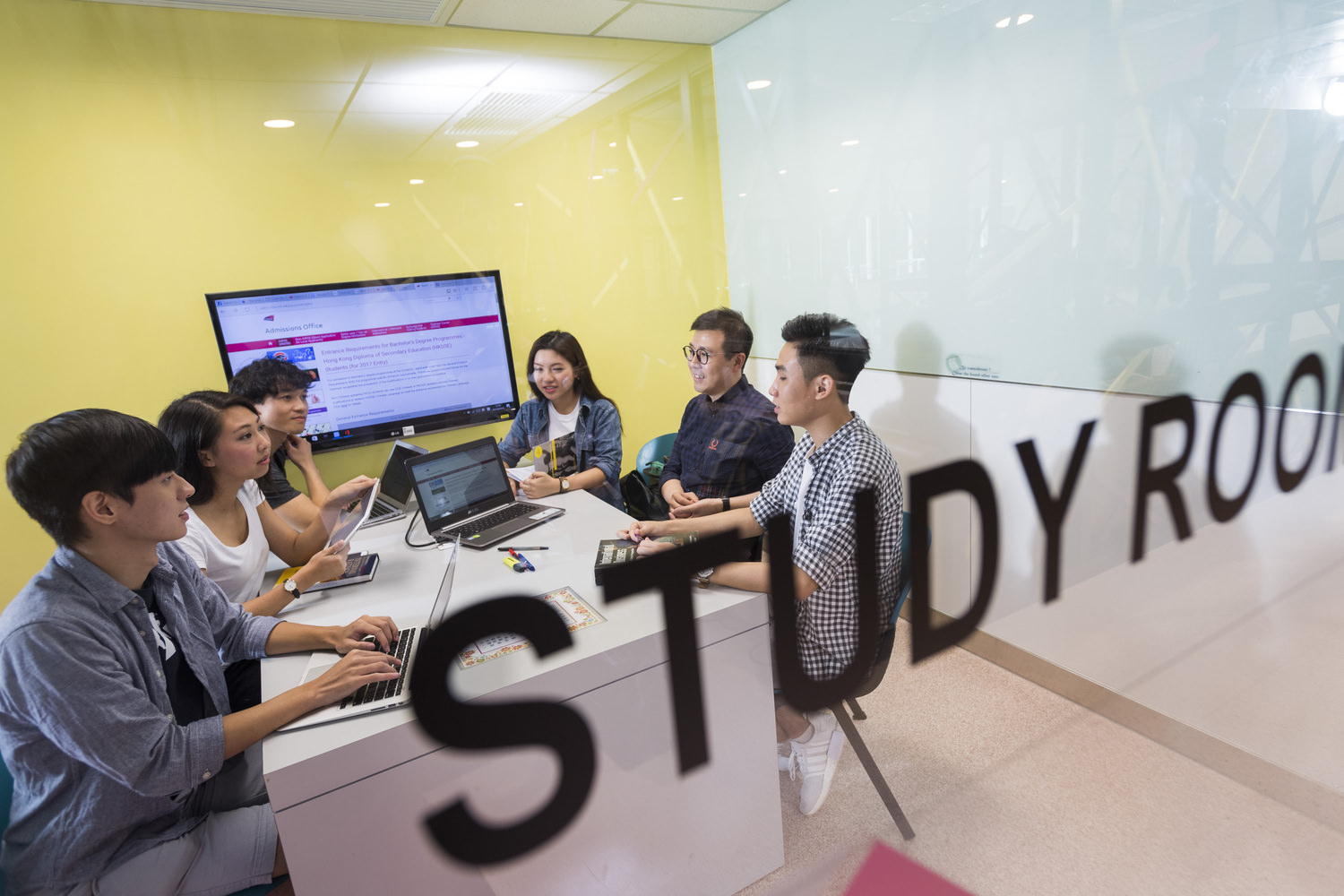 Data Analytics Center