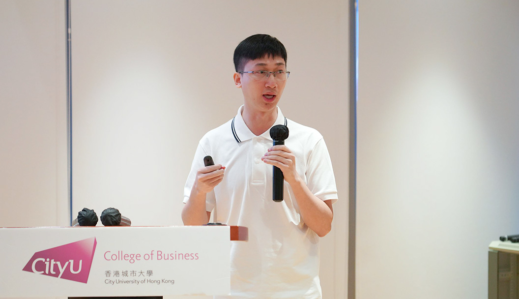 Zhaobin Liu (Department of Information Systems), a Year-4 PhD student, shares his smart tips with the new PhD students.