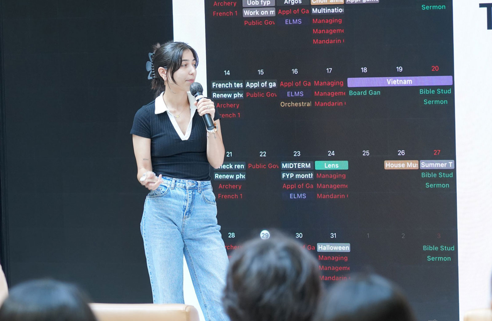 Idil Dokutan, an inbound exchange student from the University of Bath in the UK, appreciates the cultural difference between her home country and Hong Kong.