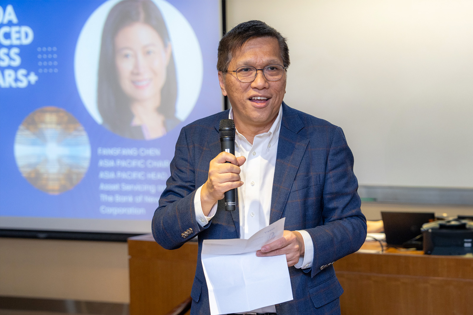 Professor Kalok Chan, Dean of the College of Business, expresses his appreciation to the guest speakers and emphasises his commitment to bridging the gap between academic theory and real-world practice to our business students.
