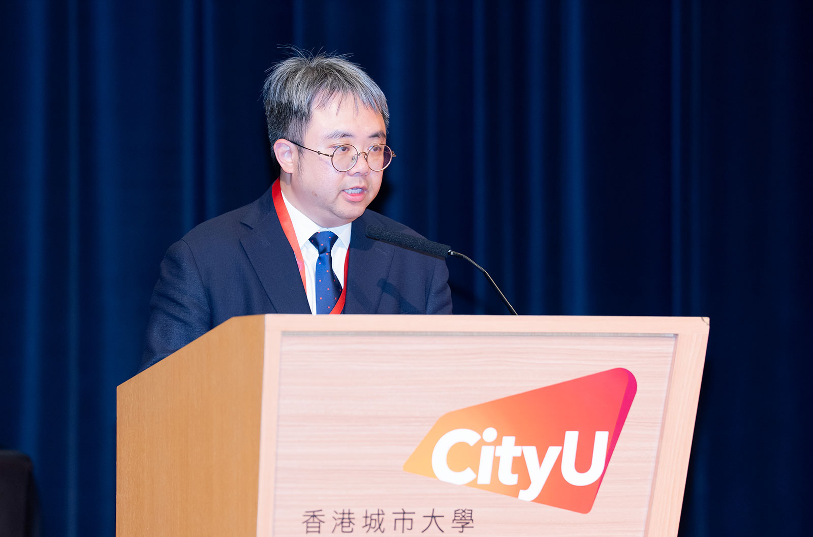 In his closing remarks, Professor Stephen Shum, Dean of the CityUHK College of Business, reaffirms the College's commitment to deepening collaborations with top universities in China and globally to foster academic exchange and drive regional economic growth.