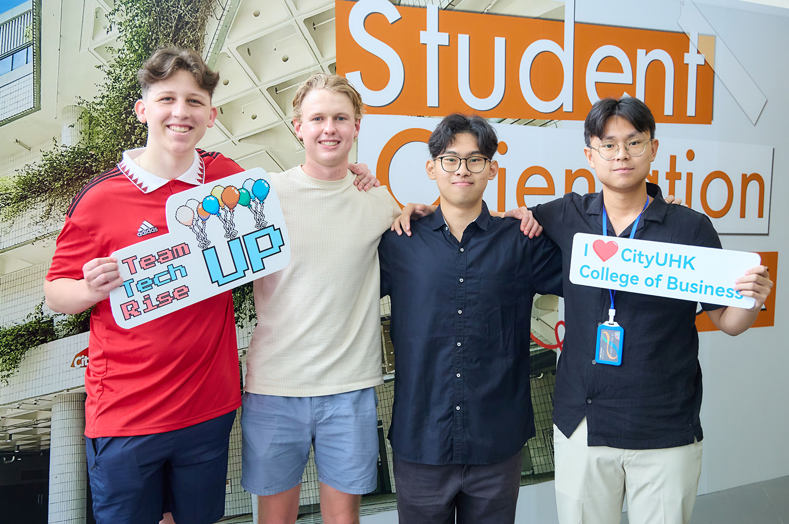 CB Freshmen come together to celebrate the start of their university journey.