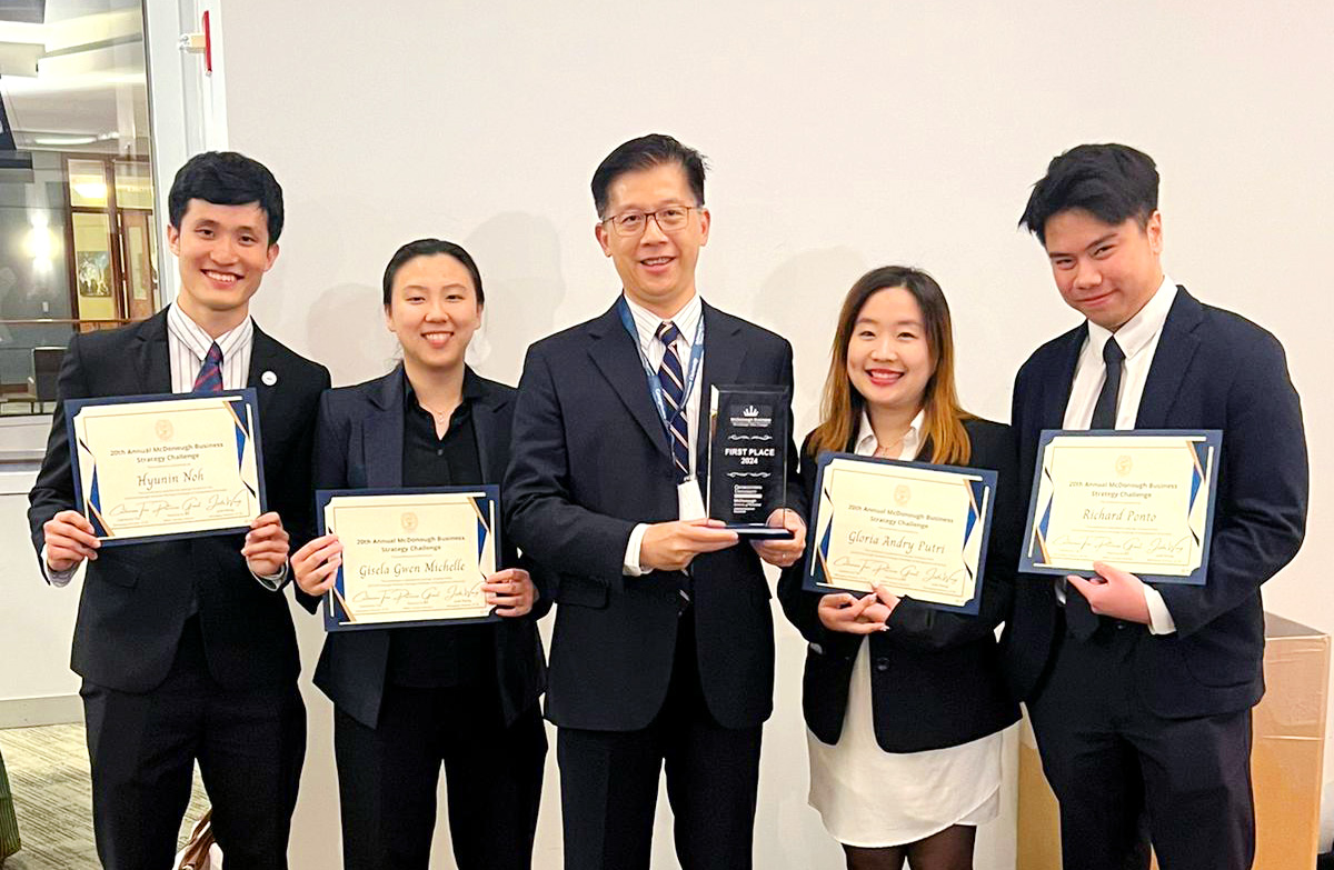 (From left) Hyunin Noh, Gisela Gwen Michelle, Prof. Jonathan Ng Tai-sing (Faculty Advisor), Gloria Andry Putri, Richard Ponto