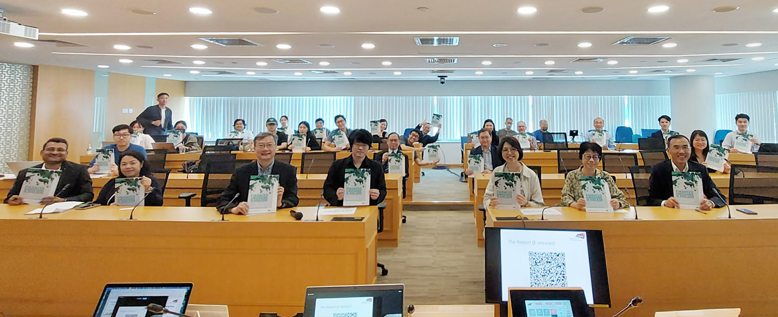 The participants welcome the 'Estimation of Financed Emissions in Hong Kong and Policy Recommendations Final Report'