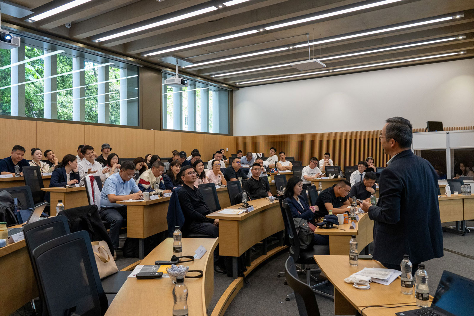 47 EMBA students join the 5-day Cambridge programme on innovation, growth and transformation.