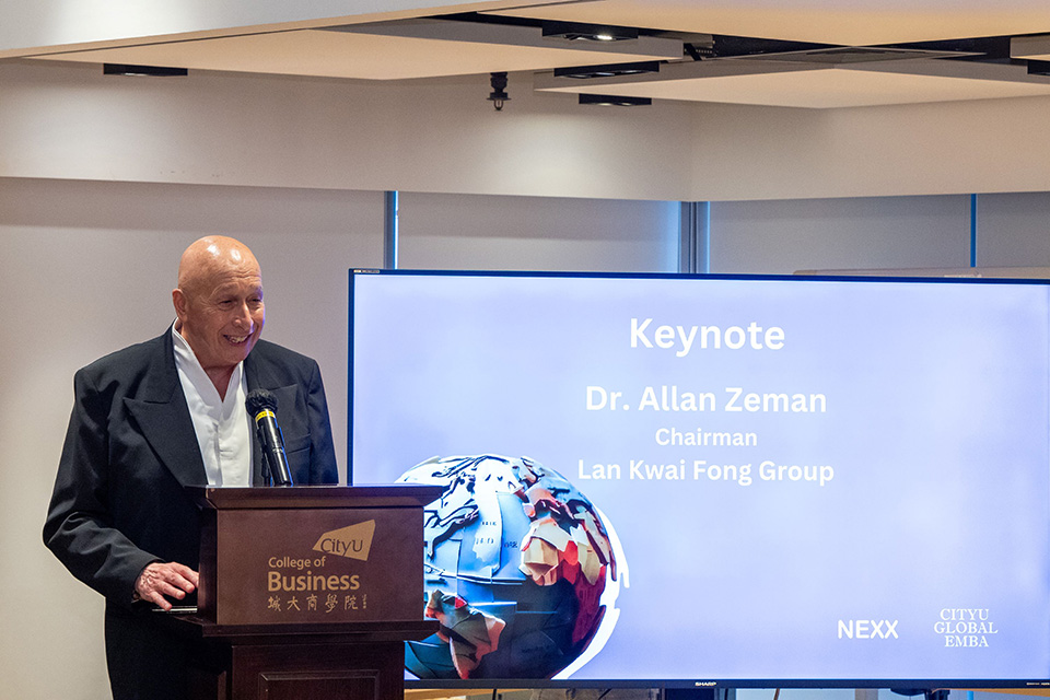 Mr Allan Zeman, Chairman of Lan Kwai Fong Group, gives his keynote speech.