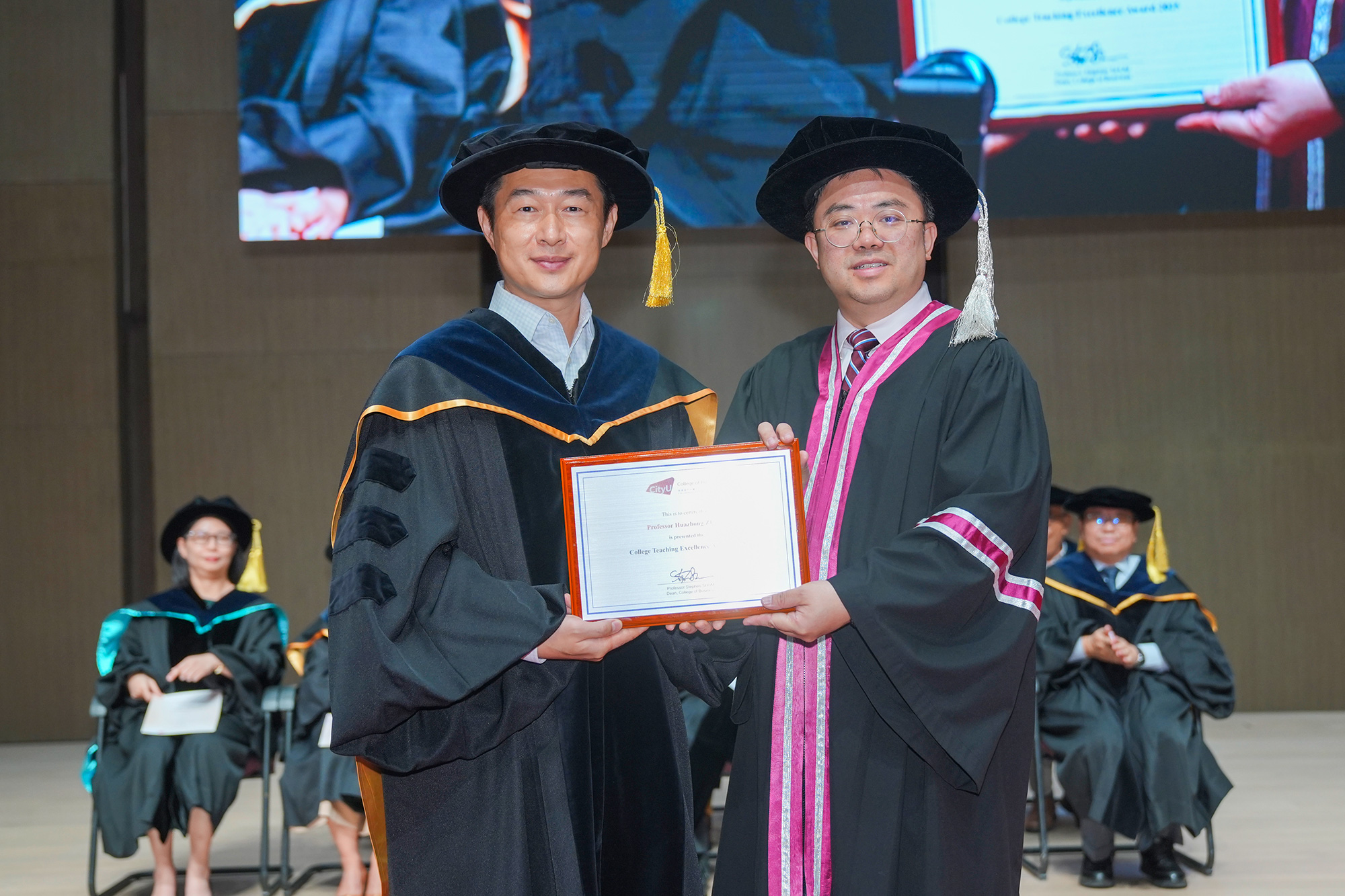 Professor Huazhong ZHAO receives the College Teaching Excellence Award 2025, honouring his exceptional contributions to teaching and student learning.