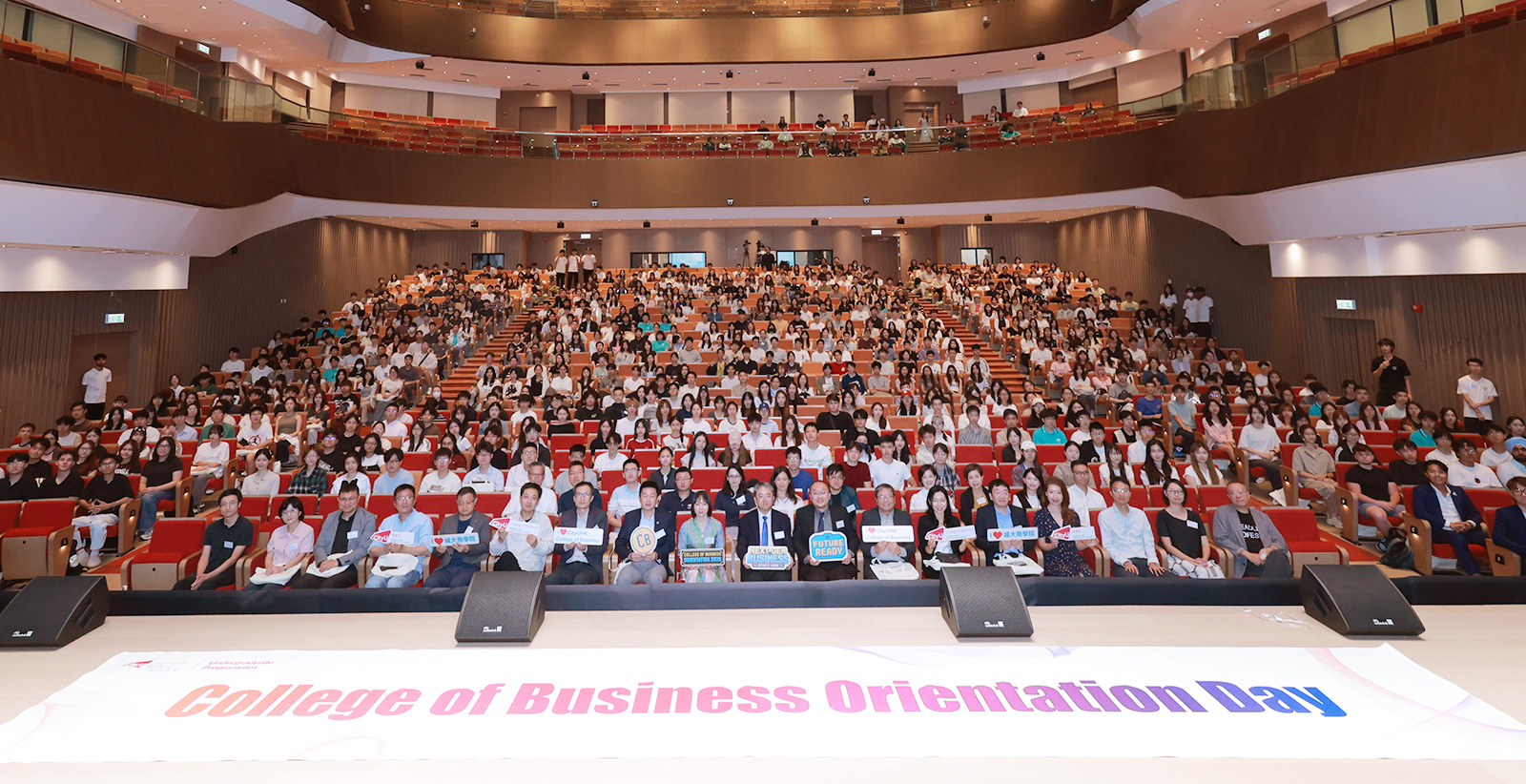 CityUHK CB extends its best wishes to all freshmen as they embark on an exciting and transformative journey of learning, innovation, and personal growth.