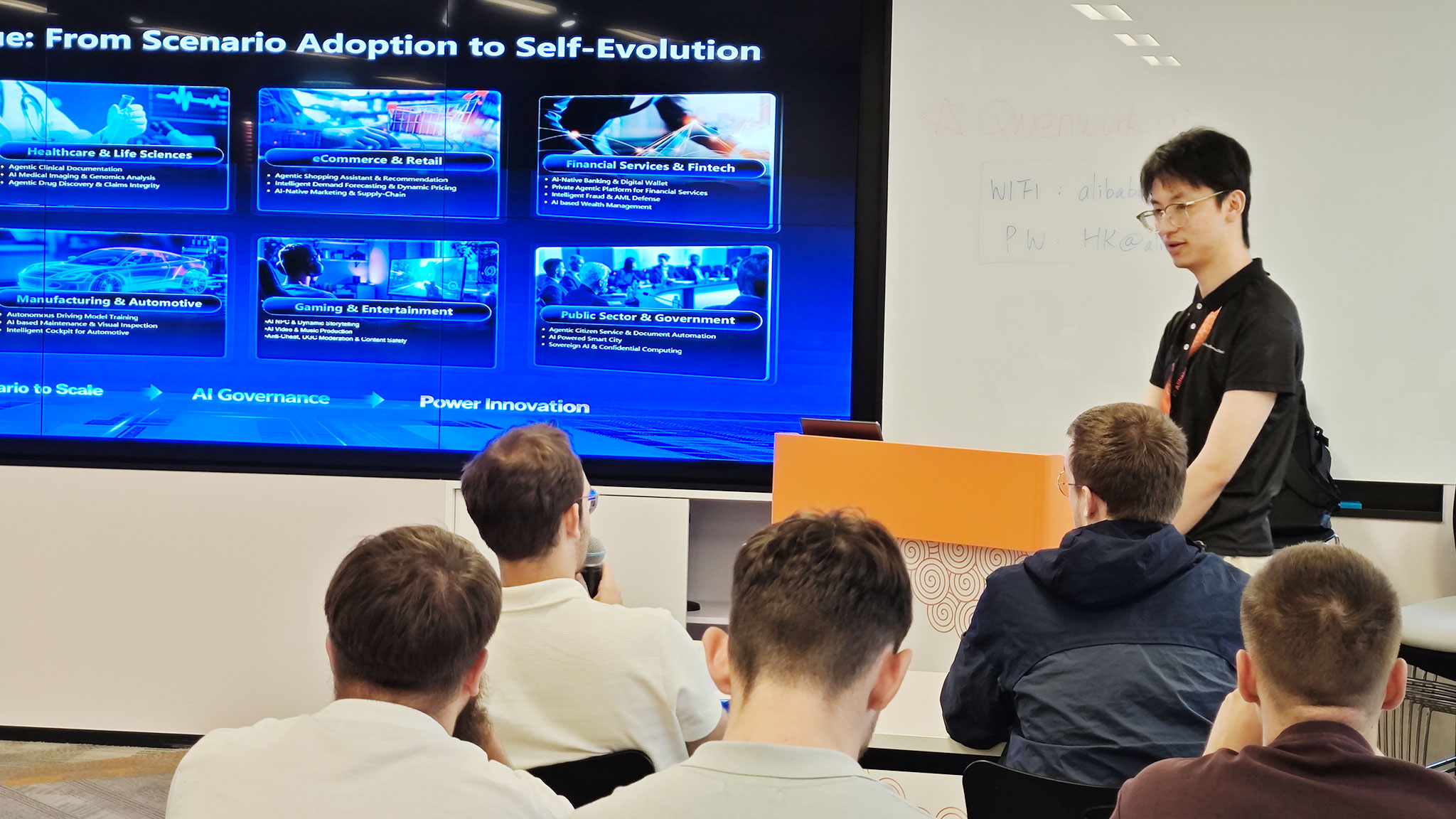 IMB students visit Alibaba Group's Hong Kong headquarters to meet the Group’s business leaders and have an insightful exchange of ideas.