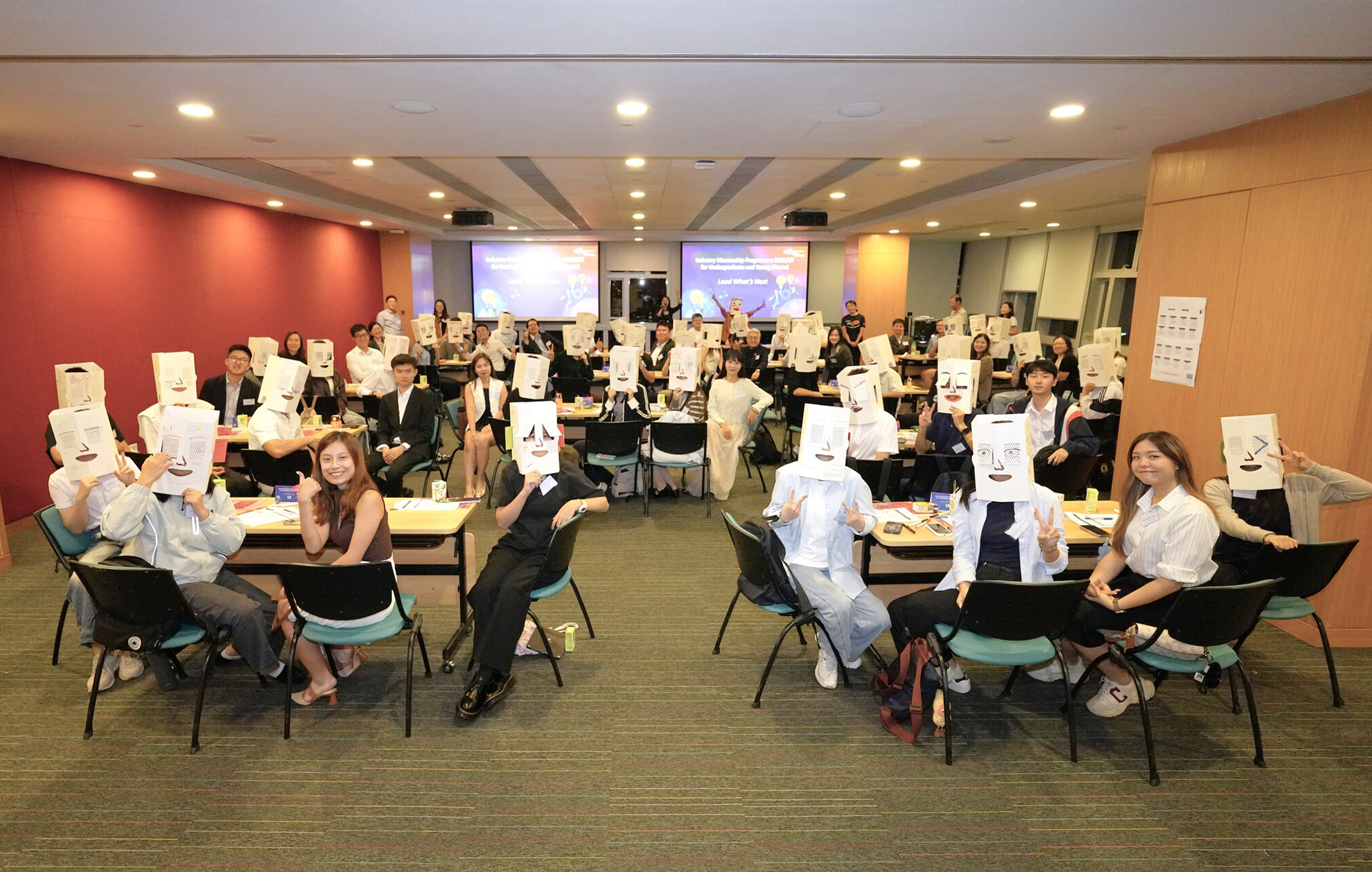 Nearly 100 students, young alumni, and seasoned alumni mentors come together to connect, learn, and grow through meaningful networking and mentoring opportunities.