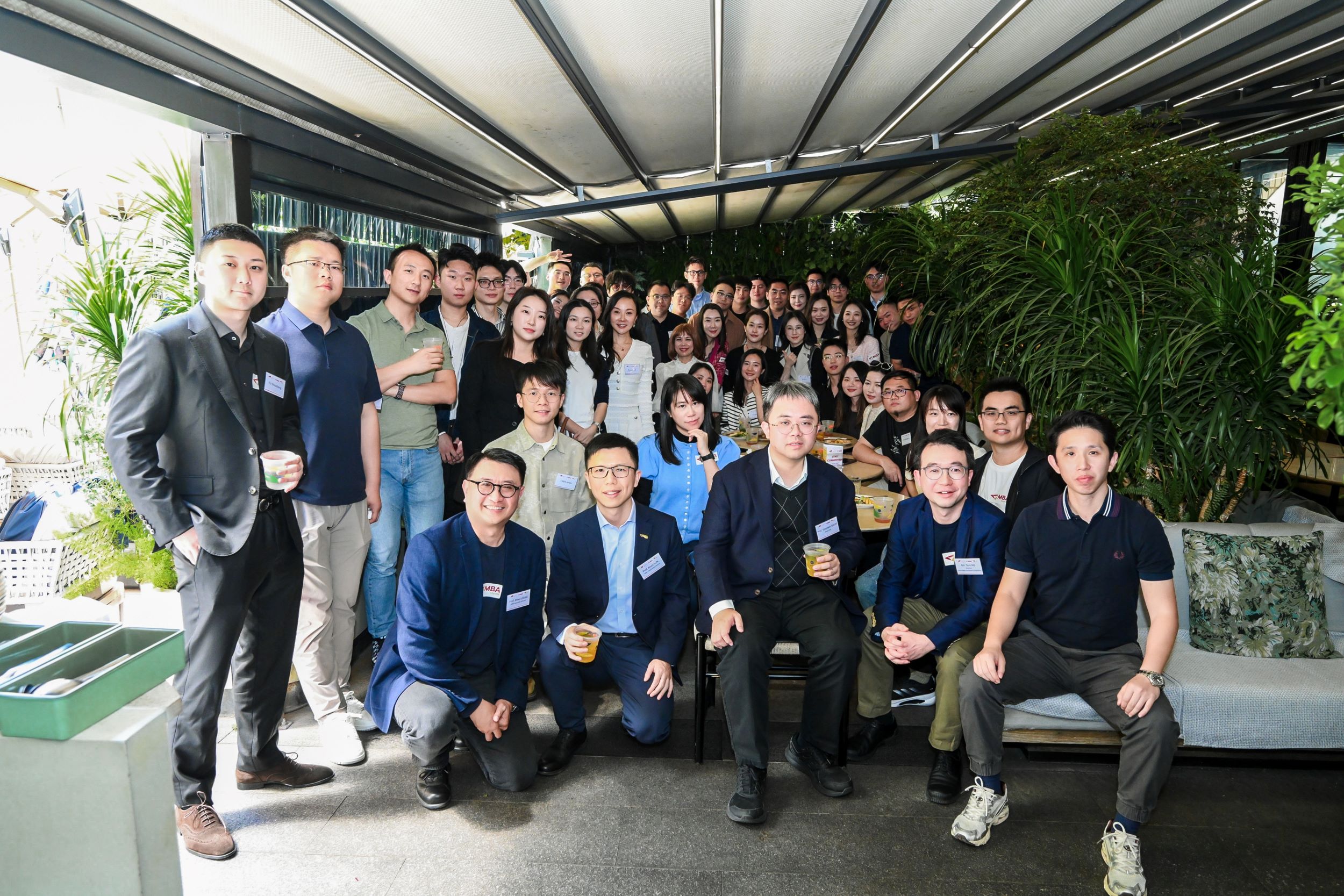 Alumni and Friends_SZ_a