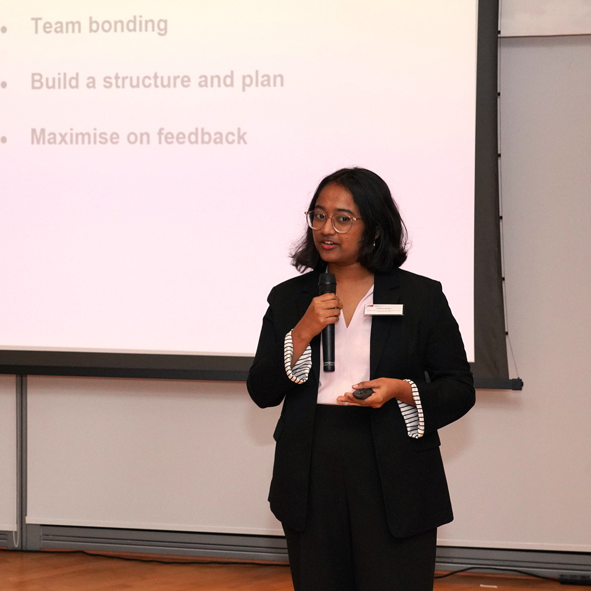 Mirza Rafiza (BBA Accountancy) shares their winning experience in the HSBC/HKU Asia Pacific Business Case Competition 2023