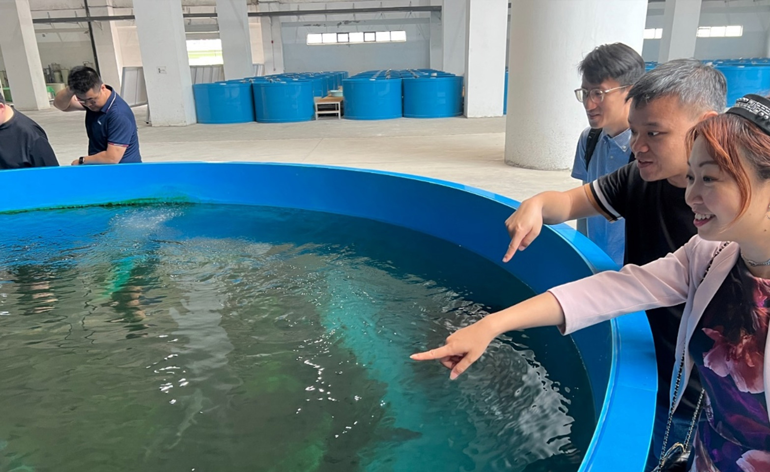 Visit to the Yangtze River Fish Conservation Centre (长江珍稀鱼类保育中心)