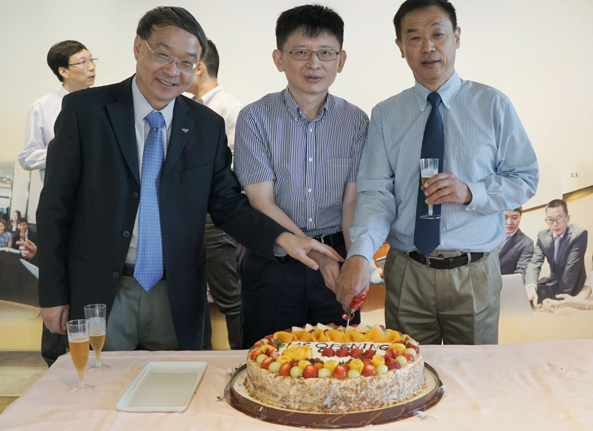 Department of Management Sciences celebrates new office move