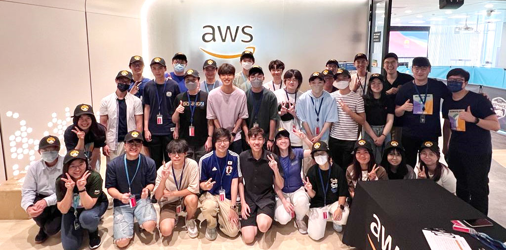 CB Students join AWS DeepRacer Training Day